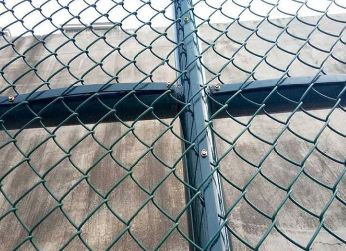扁鐵球場(chǎng)圍欄網(wǎng)